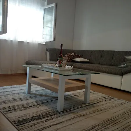 Apartamento Retreat - *